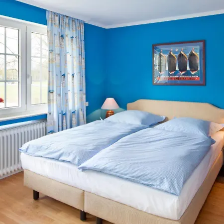 Tierparkhotel Hertefeld فندق فيزه
