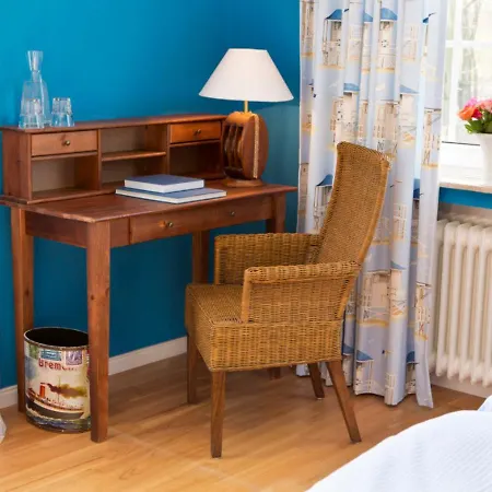 Tierparkhotel Hertefeld فندق
